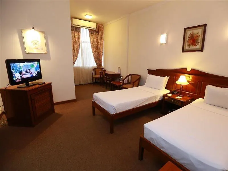 Hotel Sapphire Коломбо 3*,  Шри-Ланка