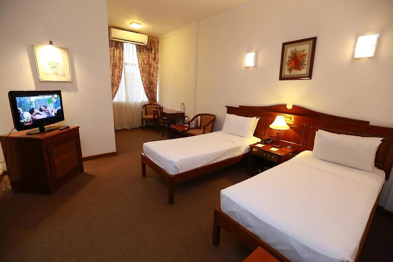 Hotel Sapphire Коломбо
